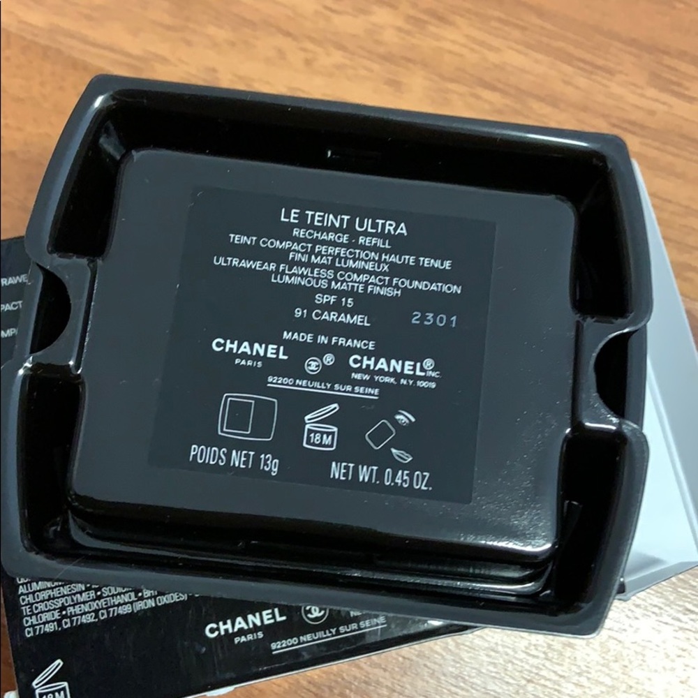 Brand New in Box CHANEL Le Teint Ultra REFILL - Picture 5 of 7